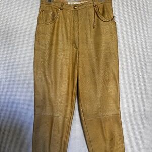 Gorgeous ESCADA lambs nappa leather pants, Yellow-Gold color
